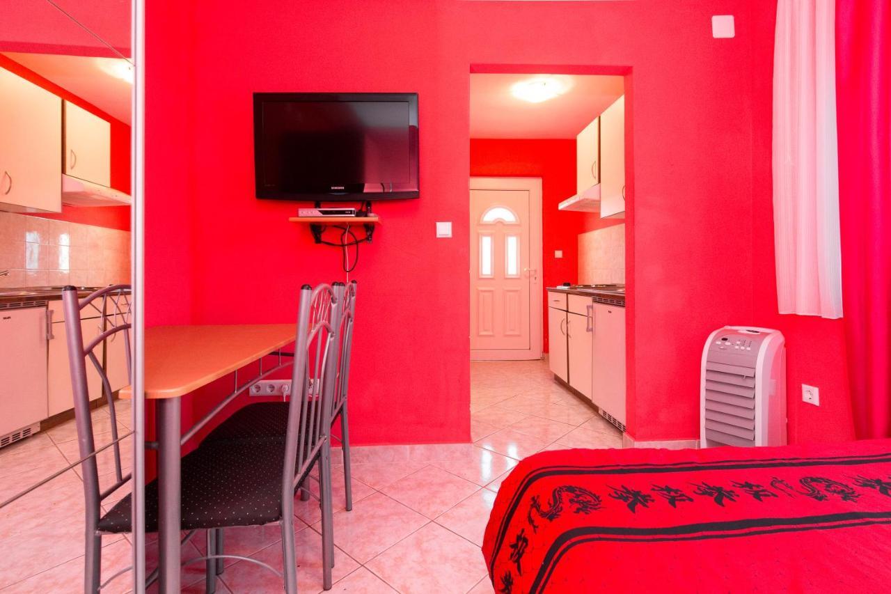 Vila Milano Apartment Kornic Exterior photo